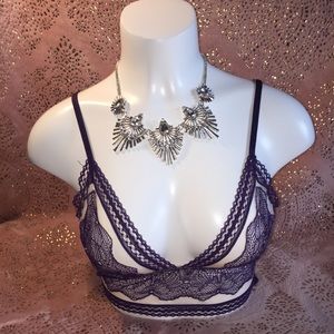 🔥2/$20 Victoria’s Secret bralette